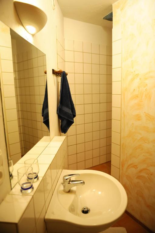 Chambres D'Hotes Le Chintre Queyssel Phòng bức ảnh